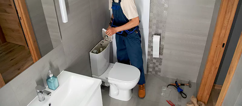 Plumber For Toilet Repair in Brampton, ON